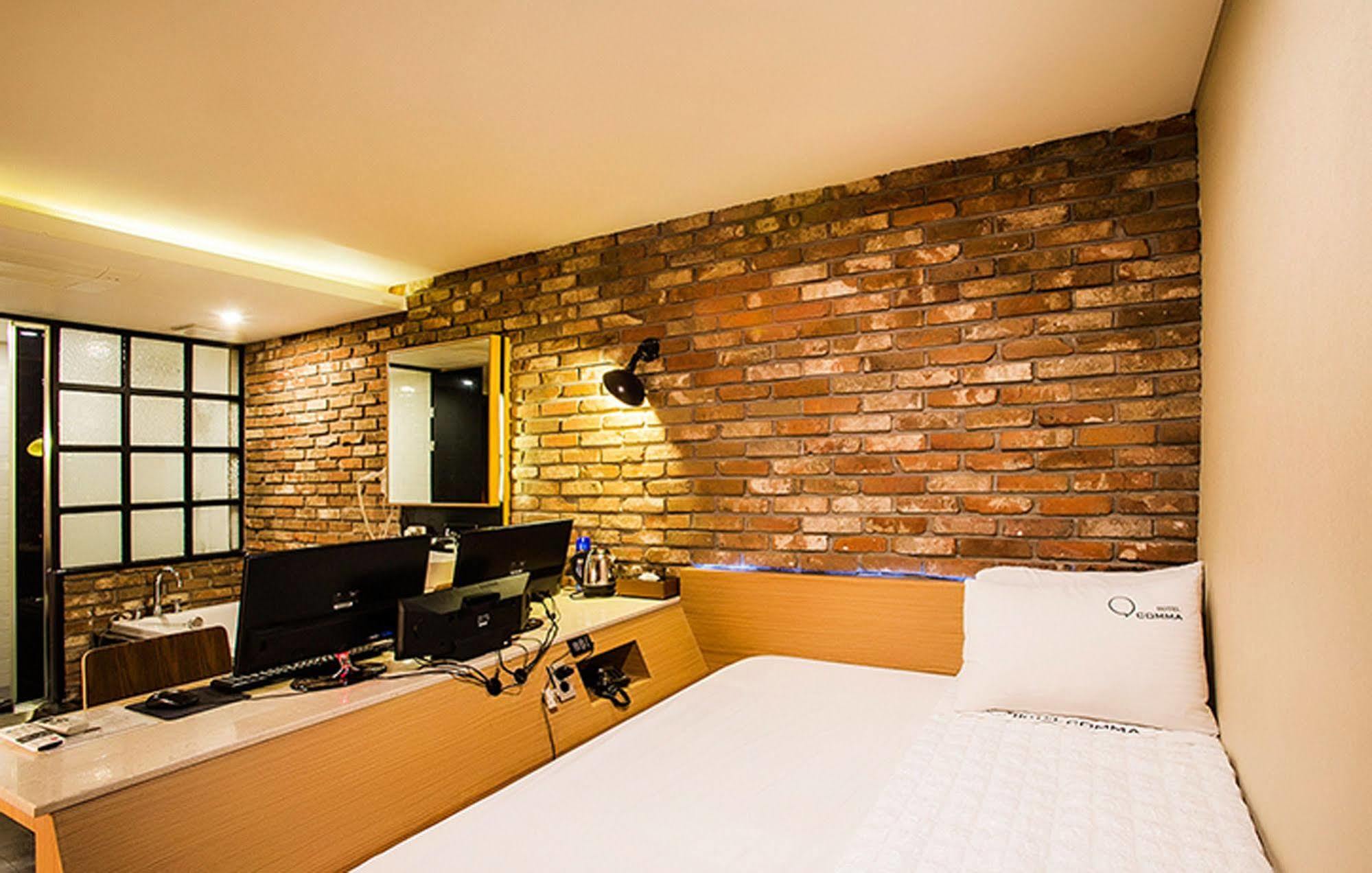 Comma Hotel Busan Exterior photo