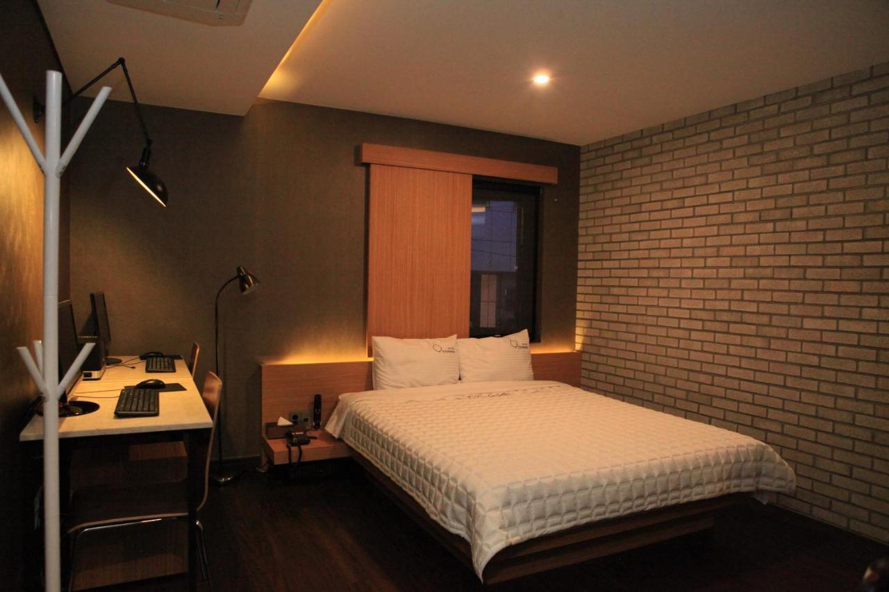 Comma Hotel Busan Exterior photo